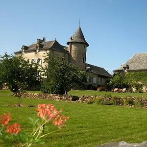 https://chambres-dhotes-du-hameau-les-brunes.midi-pyreneeshotels.com